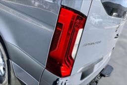 Mercedes-Benz Sprinter Crew Van Standard Roof 4-Cyl Diesel HO 2500 Standard Roof I4 Diesel HO 144" RWD 2026