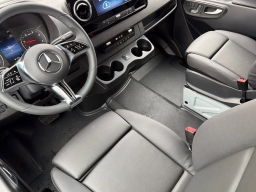 Mercedes-Benz Sprinter Crew Van Standard Roof 4-Cyl Diesel HO 2500 Standard Roof I4 Diesel HO 144" RWD 2026