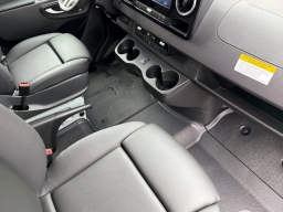 Mercedes-Benz Sprinter Crew Van Standard Roof 4-Cyl Diesel HO 2500 Standard Roof I4 Diesel HO 144" RWD 2026