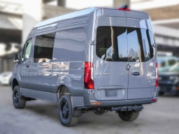 Mercedes-Benz Sprinter Crew Van Standard Roof 4-Cyl Diesel HO 2500 Standard Roof I4 Diesel HO 144" AWD 2026