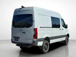 Mercedes-Benz Sprinter Crew Van Standard Roof 4-Cyl Diesel HO 2500 Standard Roof I4 Diesel HO 144" AWD 2026