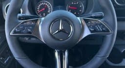 Mercedes-Benz Sprinter Crew Van Standard Roof 4-Cyl Diesel HO 2500 Standard Roof I4 Diesel HO 144" AWD 2026