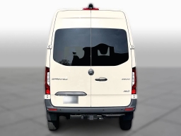 Mercedes-Benz Sprinter Crew Van Standard Roof 4-Cyl Diesel HO 2500 Standard Roof I4 Diesel HO 144" AWD 2026