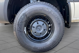 Mercedes-Benz Sprinter Crew Van Standard Roof 4-Cyl Diesel HO 2500 Standard Roof I4 Diesel HO 144" AWD 2026