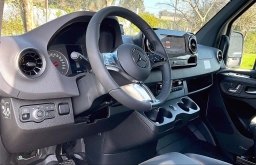 Mercedes-Benz Sprinter Crew Van Standard Roof 4-Cyl Diesel HO 2500 Standard Roof I4 Diesel HO 144" AWD 2026