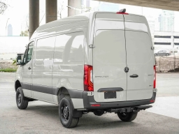 Mercedes-Benz Sprinter Crew Van Standard Roof 4-Cyl Diesel HO 2500 Standard Roof I4 Diesel HO 144" AWD 2026