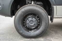 Mercedes-Benz Sprinter Crew Van Standard Roof 4-Cyl Diesel HO 2500 Standard Roof I4 Diesel HO 144" AWD 2026