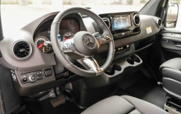 Mercedes-Benz Sprinter Crew Van Standard Roof 4-Cyl Diesel HO 2500 Standard Roof I4 Diesel HO 144" AWD 2026