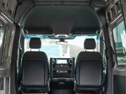 Mercedes-Benz Sprinter Crew Van Standard Roof 4-Cyl Diesel HO 2500 Standard Roof I4 Diesel HO 144" AWD 2026