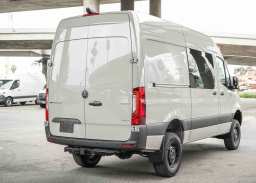 Mercedes-Benz Sprinter Crew Van Standard Roof 4-Cyl Diesel HO 2500 Standard Roof I4 Diesel HO 144" AWD 2026
