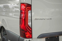 Mercedes-Benz Sprinter Crew Van Standard Roof 4-Cyl Diesel HO 2500 Standard Roof I4 Diesel HO 144" AWD 2026