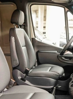 Mercedes-Benz Sprinter Crew Van Standard Roof 4-Cyl Diesel HO 2500 Standard Roof I4 Diesel HO 144" AWD 2026