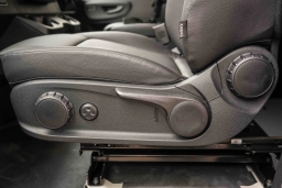 Mercedes-Benz Sprinter Crew Van Standard Roof 4-Cyl Diesel HO 2500 Standard Roof I4 Diesel HO 144" AWD 2026