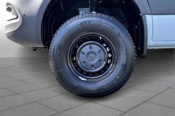 Mercedes-Benz Sprinter Crew Van Standard Roof 4-Cyl Diesel HO 2500 Standard Roof I4 Diesel HO 144" AWD 2026