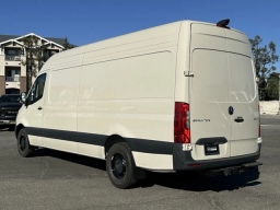 Mercedes-Benz Sprinter Crew Van High Roof 4-Cyl Diesel HO 2500 High Roof I4 Diesel HO 170" AWD 2025