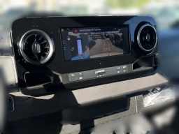 Mercedes-Benz Sprinter Crew Van High Roof 4-Cyl Diesel HO 2500 High Roof I4 Diesel HO 170" AWD 2025