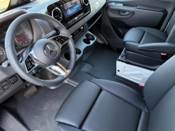 Mercedes-Benz Sprinter Crew Van High Roof 4-Cyl Diesel HO 2500 High Roof I4 Diesel HO 170" AWD 2026