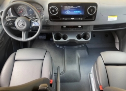 Mercedes-Benz Sprinter Cargo Van Standard Roof 4-Cyl Diesel 2500 Standard Roof I4 Diesel 144" RWD 2025