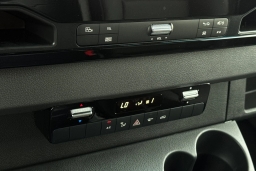 Mercedes-Benz Sprinter Cargo Van Standard Roof 4-Cyl Diesel 2500 Standard Roof I4 Diesel 144" RWD 2025