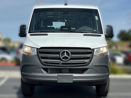 Mercedes-Benz Sprinter Cargo Van Standard Roof 4-Cyl Diesel 2500 Standard Roof I4 Diesel 144" RWD 2026