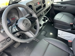 Mercedes-Benz Sprinter Cargo Van Standard Roof 4-Cyl Diesel 2500 Standard Roof I4 Diesel 144" RWD 2026