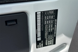 Mercedes-Benz Sprinter Cargo Van Standard Roof 4-Cyl Diesel 2500 Standard Roof I4 Diesel 144" RWD 2026