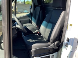 Mercedes-Benz Sprinter Cargo Van Standard Roof 4-Cyl Diesel 2500 Standard Roof I4 Diesel 144" RWD 2025