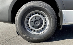 Mercedes-Benz Sprinter Cargo Van Standard Roof 4-Cyl Diesel 2500 Standard Roof I4 Diesel 144" RWD 2025