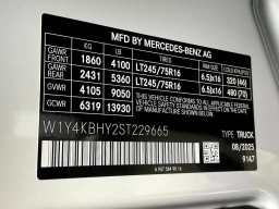 Mercedes-Benz Sprinter Cargo Van Standard Roof 4-Cyl Diesel 2500 Standard Roof I4 Diesel 144" RWD 2025