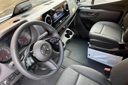 Mercedes-Benz Sprinter Crew Van Standard Roof 4-Cyl Diesel 2500 Standard Roof I4 Diesel 144" RWD 2026