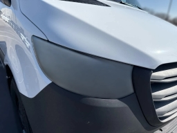 Mercedes-Benz Sprinter Crew Van Standard Roof 4-Cyl Diesel 2500 Standard Roof I4 Diesel 144" RWD 2026