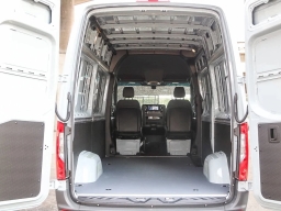 Mercedes-Benz Sprinter Cargo Van Standard Roof 4-Cyl Diesel 2500 Standard Roof I4 Diesel 144" RWD 2025