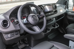 Mercedes-Benz Sprinter Cargo Van Standard Roof 4-Cyl Diesel 2500 Standard Roof I4 Diesel 144" RWD 2025