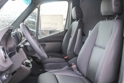 Mercedes-Benz Sprinter Cargo Van Standard Roof 4-Cyl Diesel 2500 Standard Roof I4 Diesel 144" RWD 2025