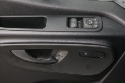 Mercedes-Benz Sprinter Cargo Van Standard Roof 4-Cyl Diesel 2500 Standard Roof I4 Diesel 144" RWD 2025