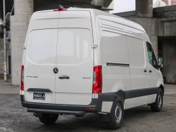 Mercedes-Benz Sprinter Cargo Van Standard Roof 4-Cyl Diesel 2500 Standard Roof I4 Diesel 144" RWD 2025