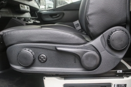 Mercedes-Benz Sprinter Cargo Van Standard Roof 4-Cyl Diesel 2500 Standard Roof I4 Diesel 144" RWD 2025