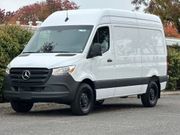 Mercedes-Benz Sprinter Crew Van Standard Roof 4-Cyl Diesel 2500 Standard Roof I4 Diesel 144" RWD 2026