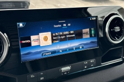 Mercedes-Benz Sprinter Crew Van Standard Roof 4-Cyl Diesel 2500 Standard Roof I4 Diesel 144" RWD 2026