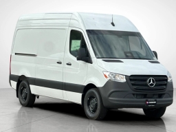 Mercedes-Benz Sprinter Cargo Van Standard Roof 4-Cyl Diesel 2500 Standard Roof I4 Diesel 144" RWD 2025