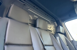 Mercedes-Benz Sprinter Crew Van Standard Roof 4-Cyl Diesel 2500 Standard Roof I4 Diesel 144" RWD 2026