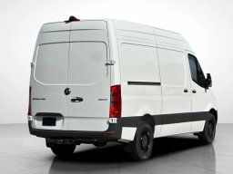 Mercedes-Benz Sprinter Crew Van Standard Roof 4-Cyl Diesel 2500 Standard Roof I4 Diesel 144" RWD 2026