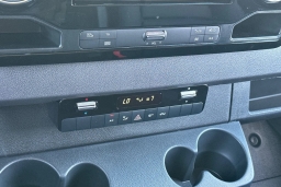 Mercedes-Benz Sprinter Crew Van Standard Roof 4-Cyl Diesel 2500 Standard Roof I4 Diesel 144" RWD 2026