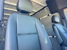 Mercedes-Benz Sprinter Crew Van Standard Roof 4-Cyl Diesel 2500 Standard Roof I4 Diesel 144" RWD 2026