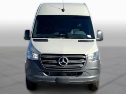 Mercedes-Benz Sprinter Crew Van Standard Roof 4-Cyl Diesel 2500 Standard Roof I4 Diesel 144" RWD 2026