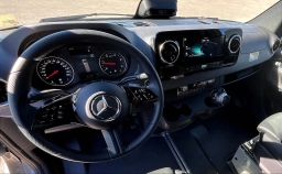 Mercedes-Benz Sprinter Crew Van Standard Roof 4-Cyl Diesel 2500 Standard Roof I4 Diesel 144" RWD 2026