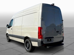 Mercedes-Benz Sprinter Crew Van Standard Roof 4-Cyl Diesel 2500 Standard Roof I4 Diesel 144" RWD 2026