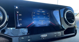 Mercedes-Benz Sprinter Crew Van Standard Roof 4-Cyl Diesel 2500 Standard Roof I4 Diesel 144" RWD 2026