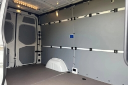 Mercedes-Benz Sprinter Crew Van Standard Roof 4-Cyl Diesel 2500 Standard Roof I4 Diesel 144" RWD 2026