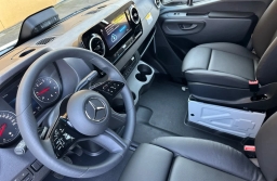 Mercedes-Benz Sprinter Crew Van Standard Roof 4-Cyl Diesel 2500 Standard Roof I4 Diesel 144" RWD 2026